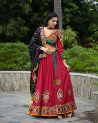 Butta With Lace Print Marron Lehngha Choli With Mirror Work And Attached Black Dupatta